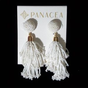Gorgeous tassel earrings new with tags